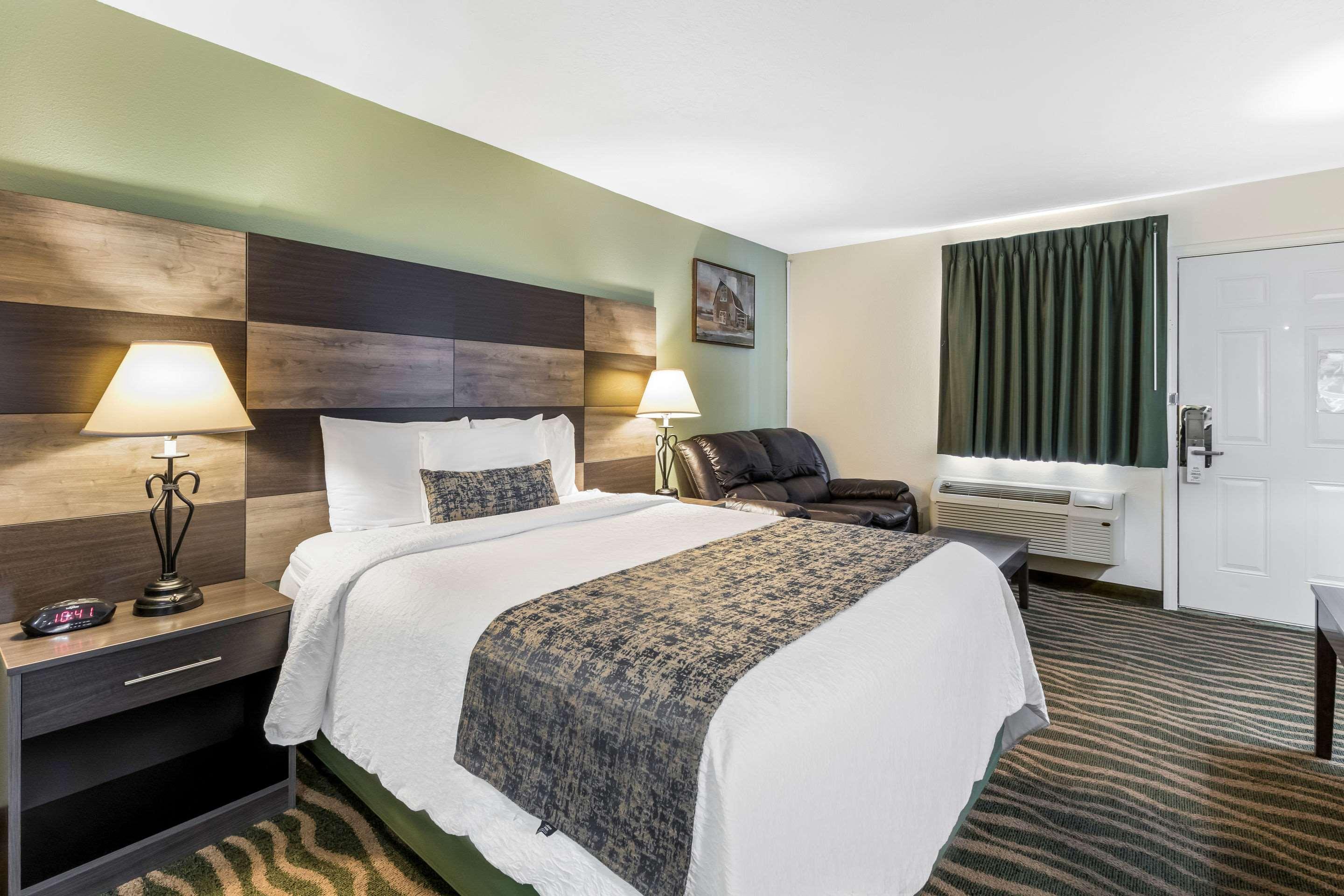 Rodeway Inn Cadiz Ngoại thất bức ảnh