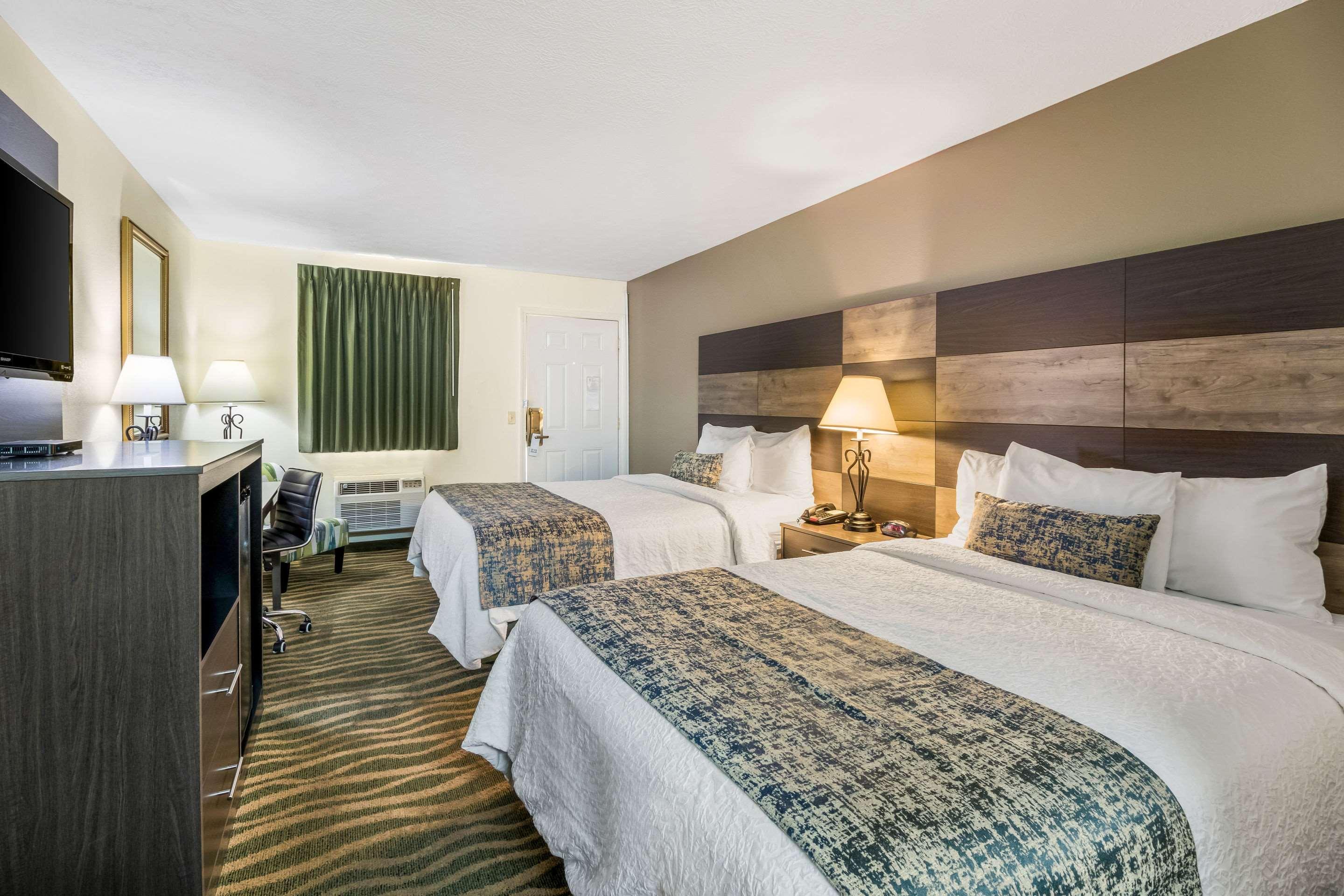 Rodeway Inn Cadiz Ngoại thất bức ảnh